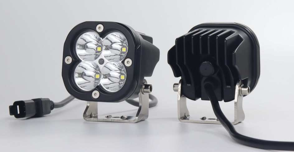 4-LED Off-Road Beast: 360° Adjustable Vehicle Work Light for Trucks & SUVs White light with Amber cover PW-41